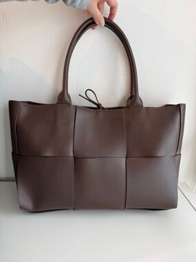 Genuine Leather Woven Tote Bag in Dark Brown